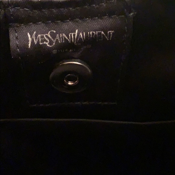 Yves St Laurent Mombasa Luxurious Black Velvet bag - Picture 4 of 8